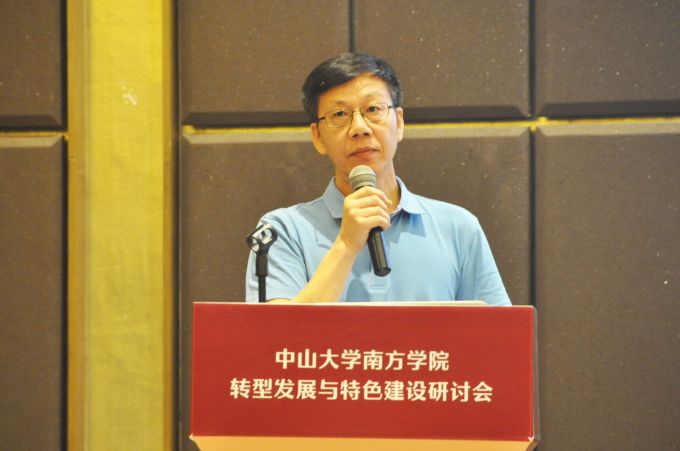 1黄静波.jpg